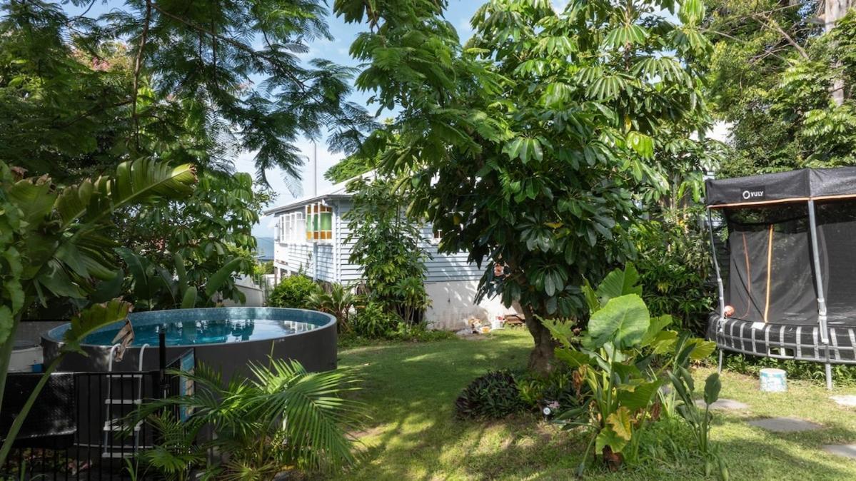 Seaside Haven Luxe Four Br Oasis With Plunge Pool Holiday home Brisbane