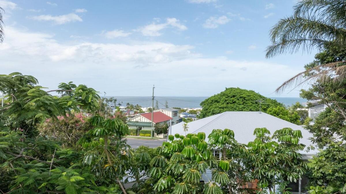 Seaside Haven Luxe Four Br Oasis With Plunge Pool Brisbane